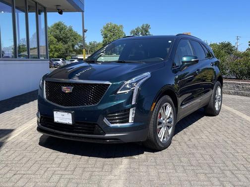Emerald Lake Metallic 2024 Cadillac XT5 Sport