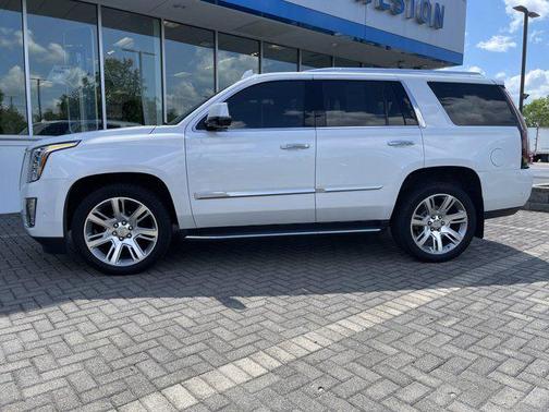 2020 Cadillac Escalade Premium Luxury