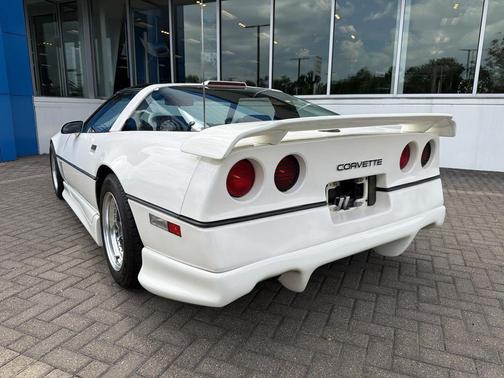 1987 Chevrolet Corvette Base