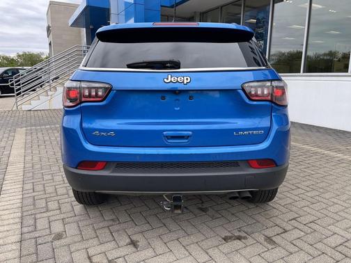 Laser Blue Pearlcoat 2021 Jeep Compass Limited