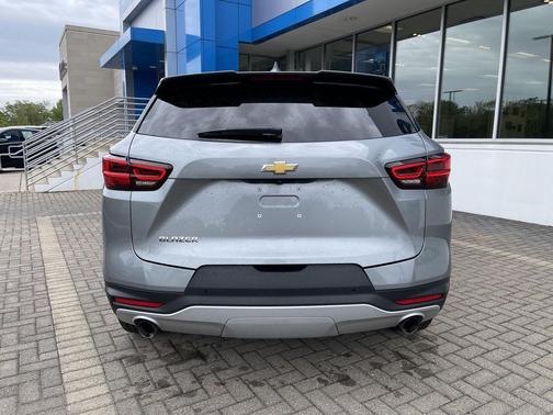 Sterling Gray Metallic 2024 Chevrolet Blazer 2LT