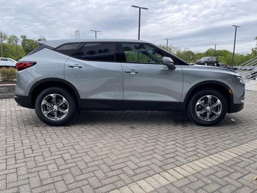 Sterling Gray Metallic 2024 Chevrolet Blazer 2LT