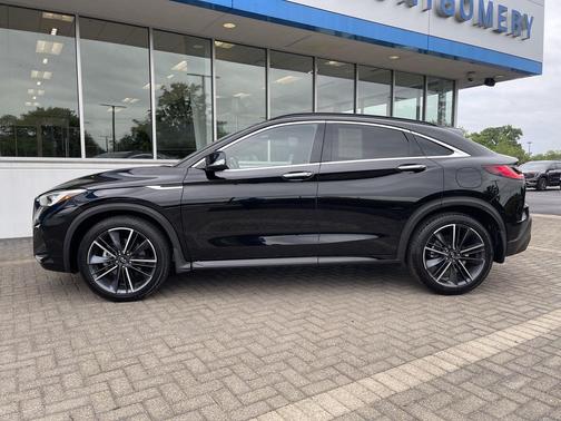 Black Obsidian 2025 INFINITI QX55 ESSENTIAL