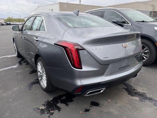 2022 Cadillac CT4 Premium Luxury