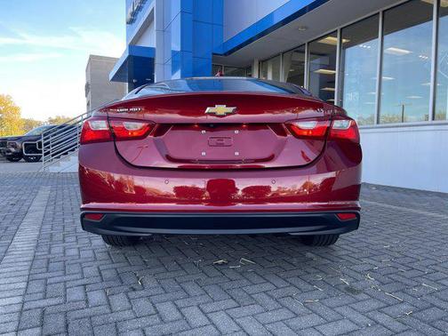 2025 Chevrolet Malibu FWD 1LT