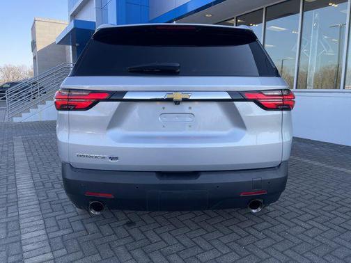 2022 Chevrolet Traverse LS