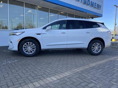 2023 Buick Enclave Essence FWD