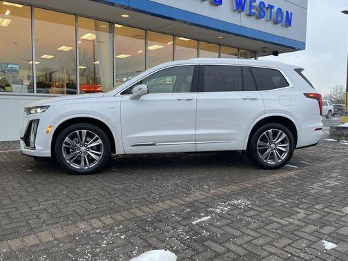 2025 Cadillac XT6 Premium Luxury AWD