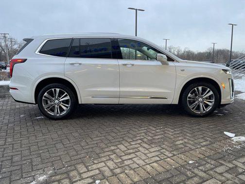 2025 Cadillac XT6 Premium Luxury AWD