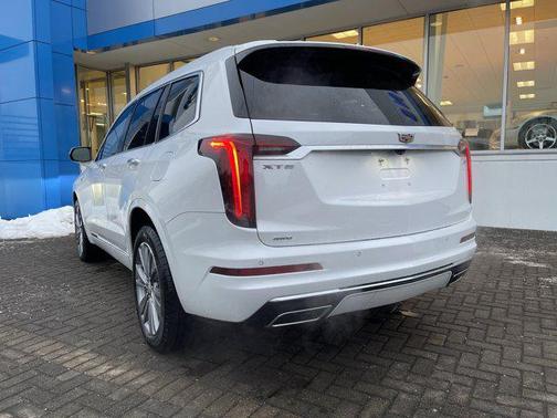 2025 Cadillac XT6 Premium Luxury AWD