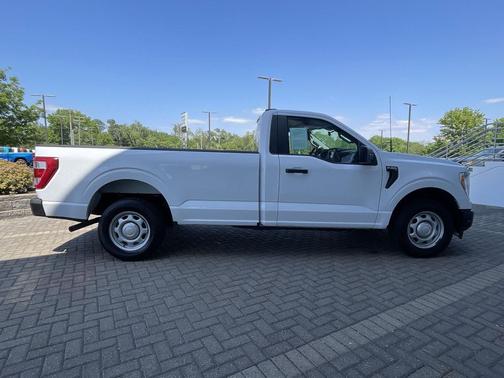 Oxford White 2022 Ford F-150 XL
