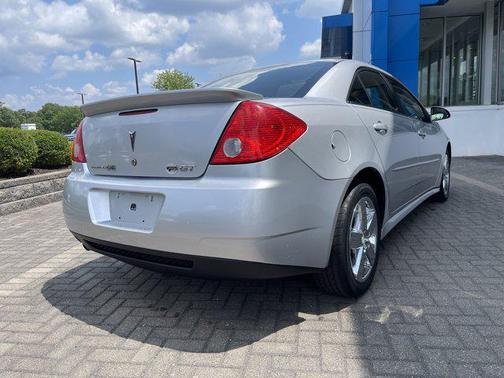 2010 Pontiac G6 Base