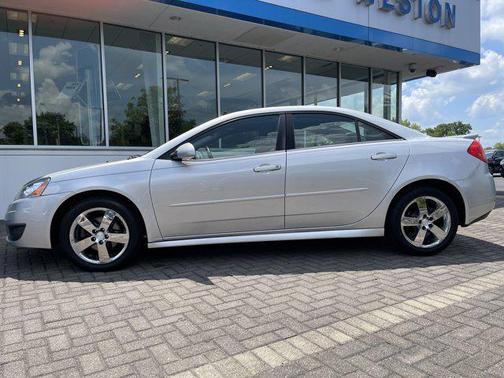 2010 Pontiac G6 Base