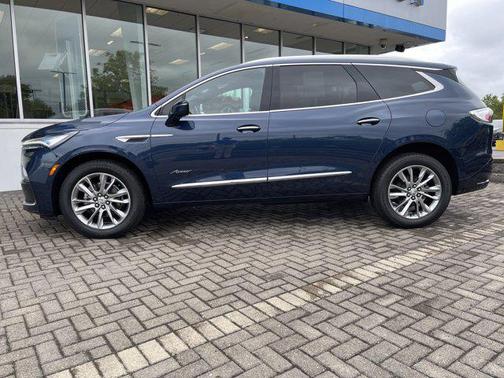2023 Buick Enclave Avenir AWD