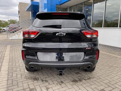 Mosaic Black Metallic 2022 Chevrolet Trailblazer RS