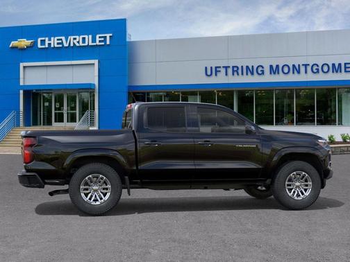 Black 2026 Chevrolet Colorado LT