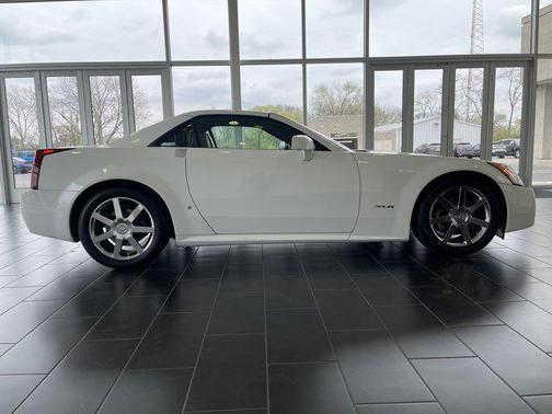 2008 Cadillac XLR Base