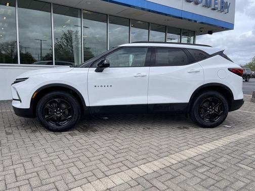 Summit White 2024 Chevrolet Blazer 2LT