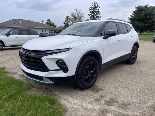 Summit White 2024 Chevrolet Blazer 2LT