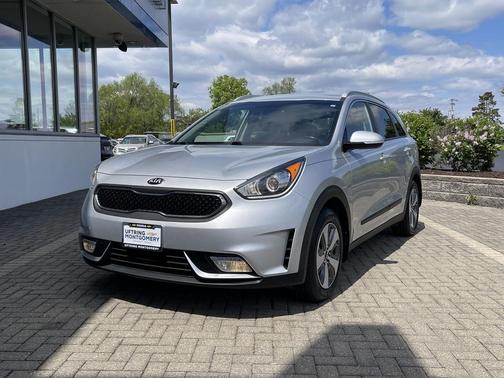 Silky Silver 2019 Kia Niro EX
