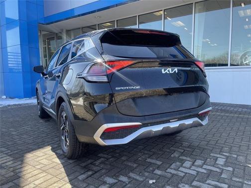 Fusion Black 2023 Kia Sportage LX