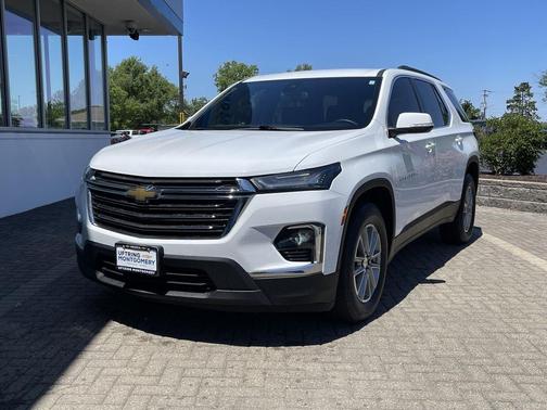 Summit White 2023 Chevrolet Traverse LT Leather