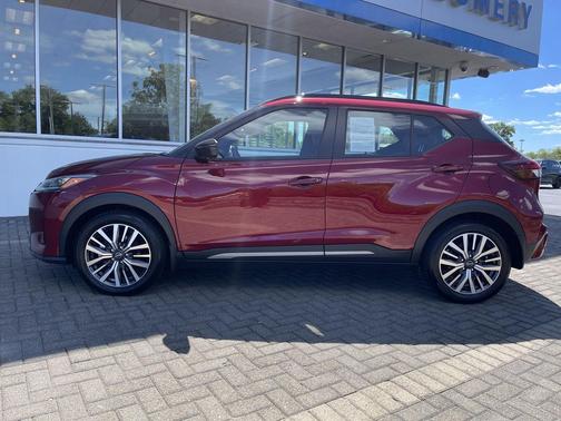 Scarlet Ember Tintcoat 2023 Nissan Kicks SR