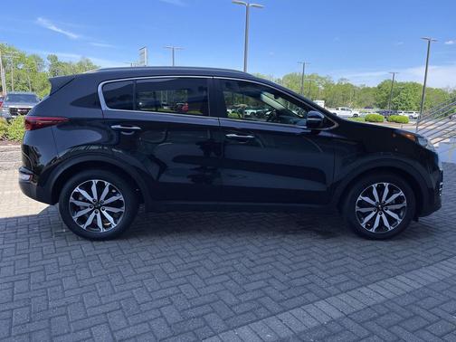 Black Cherry 2017 Kia Sportage EX