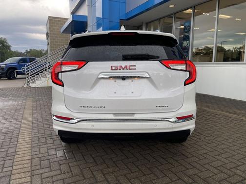 White Frost Tricoat 2023 GMC Terrain Denali