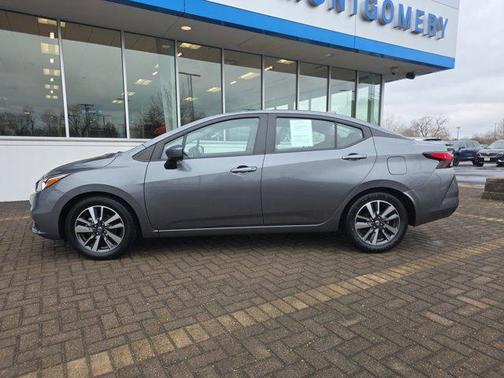 2022 Nissan Versa 1.6 SV