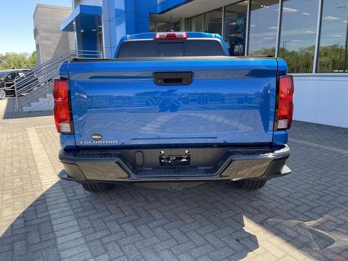Glacier Blue Metallic 2023 Chevrolet Colorado Trail Boss