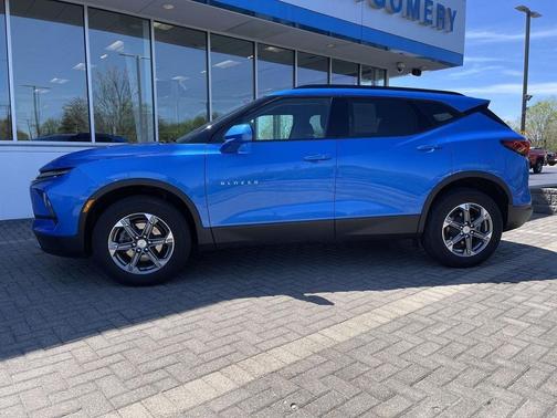 Riptide Blue Metallic 2024 Chevrolet Blazer 2LT