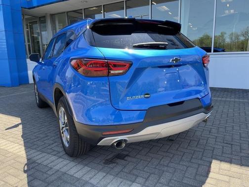 Riptide Blue Metallic 2024 Chevrolet Blazer 2LT