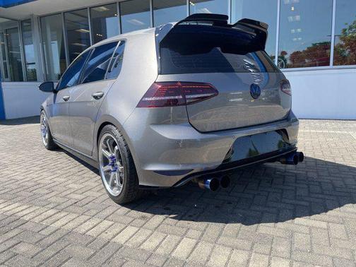 2017 Volkswagen Golf R 2.0T DSG