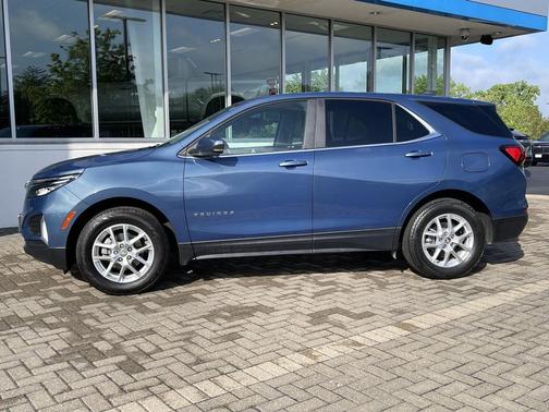 Lakeshore Blue Metallic 2024 Chevrolet Equinox 1LT