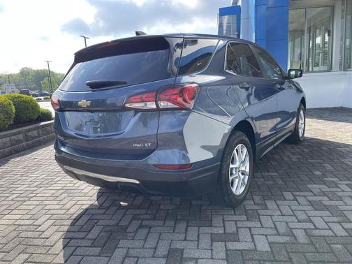 Lakeshore Blue Metallic 2024 Chevrolet Equinox 1LT