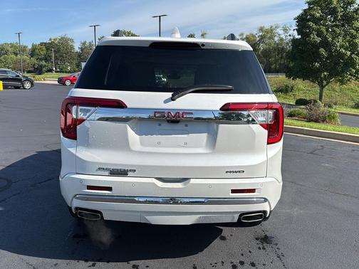 White Frost Tricoat 2020 GMC Acadia Denali