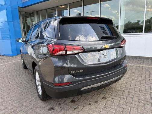 Iron Gray Metallic 2023 Chevrolet Equinox 1LT