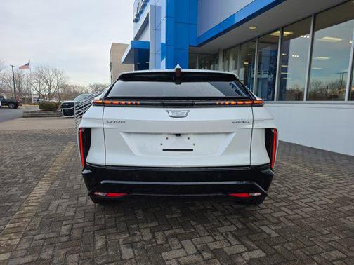 2025 Cadillac LYRIQ Sport