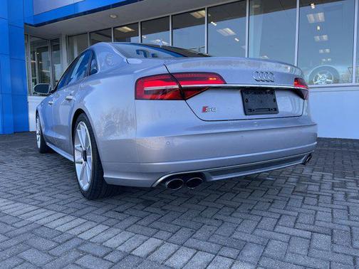 2016 Audi S8 4.0T