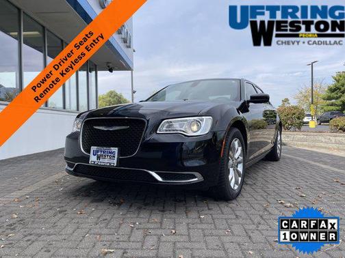 2022 Chrysler 300 Touring