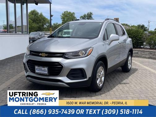 Silver Ice Metallic 2017 Chevrolet Trax LT