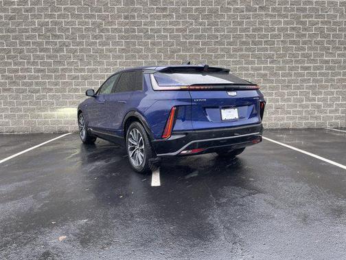 2025 Cadillac LYRIQ Sport