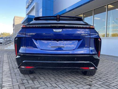 2025 Cadillac LYRIQ Sport