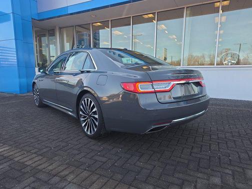 2017 Lincoln Continental Black Label