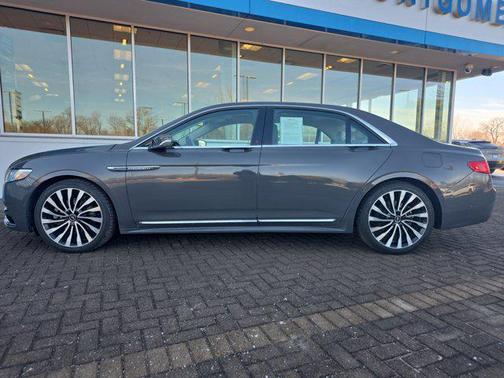 2017 Lincoln Continental Black Label