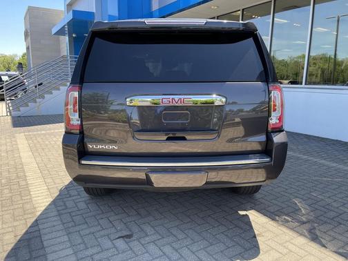 Iridium Metallic 2017 GMC Yukon Denali