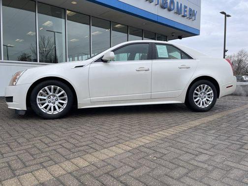 White Diamond Pearl 2011 Cadillac CTS Luxury