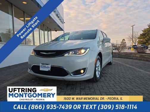 2020 Chrysler Pacifica Touring