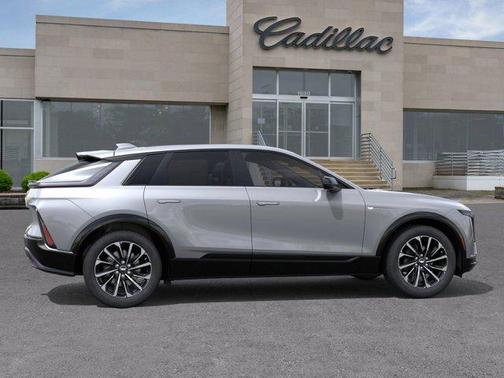 Argent Silver Metallic 2025 Cadillac LYRIQ Sport